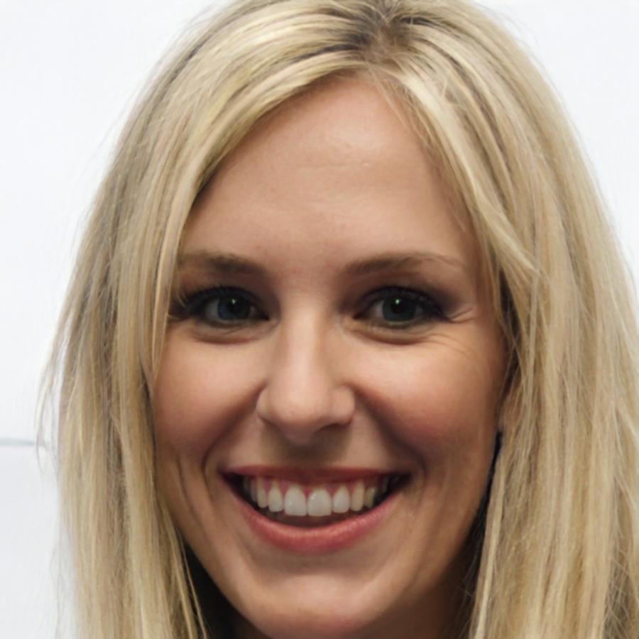 Portrait d'Amélie Rousseau, coordinatrice des ressources pédagogiques